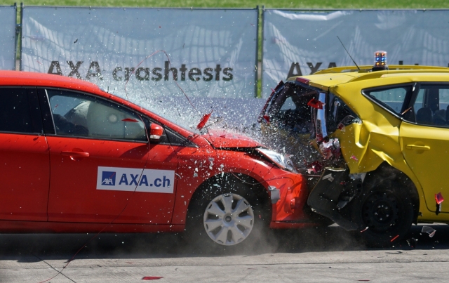 Best Blind-Spot Mirrors to Avoid Driving Collisions